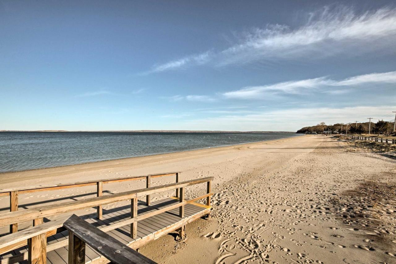Home In Long Island Wine Country - Walk To Beach! Cutchogue 外观 照片